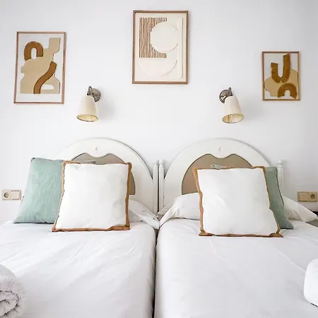 Oleholidays 903 Romana Playa Junto Al Mar شقة *